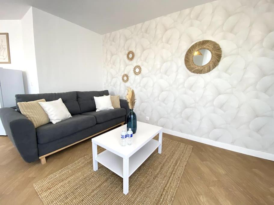 Le Brennou- Proche Centre- Neuf-Climatise-Tout Equipe Chateauroux Ngoại thất bức ảnh
