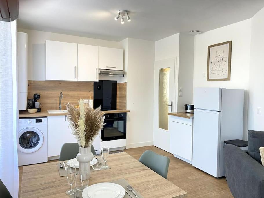 Le Brennou- Proche Centre- Neuf-Climatise-Tout Equipe Chateauroux Ngoại thất bức ảnh