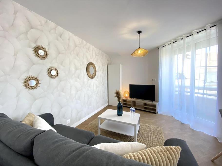 Le Brennou- Proche Centre- Neuf-Climatise-Tout Equipe Chateauroux Ngoại thất bức ảnh